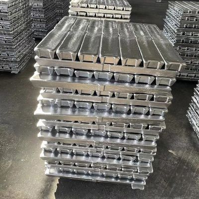 2.823g/Cc lingot ferreux en aluminium blanc argenté YZAlSi11Cu3 des lingots ADC12