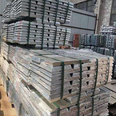 prix en aluminium de 9m 12m CDA 12 moulant 7075 G3101 en aluminium EN10025